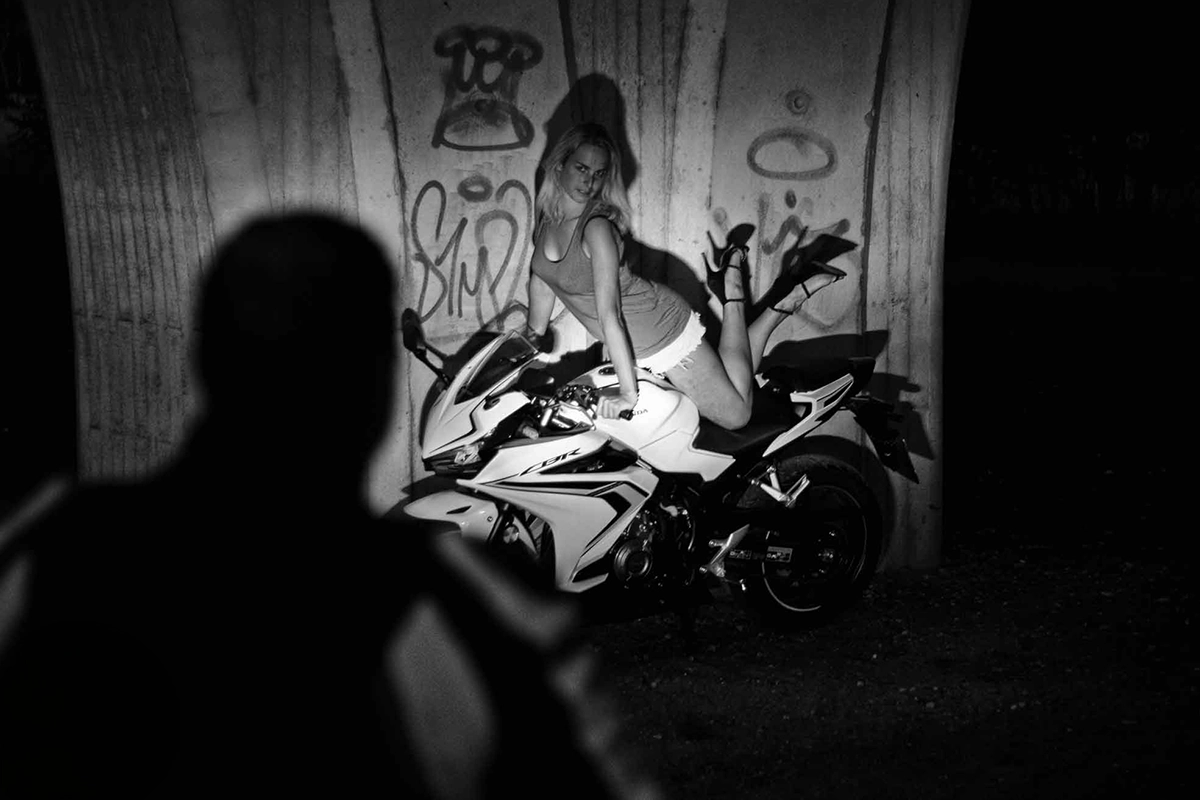 Street Style Fotografie eines Models aus der Tuning Szene